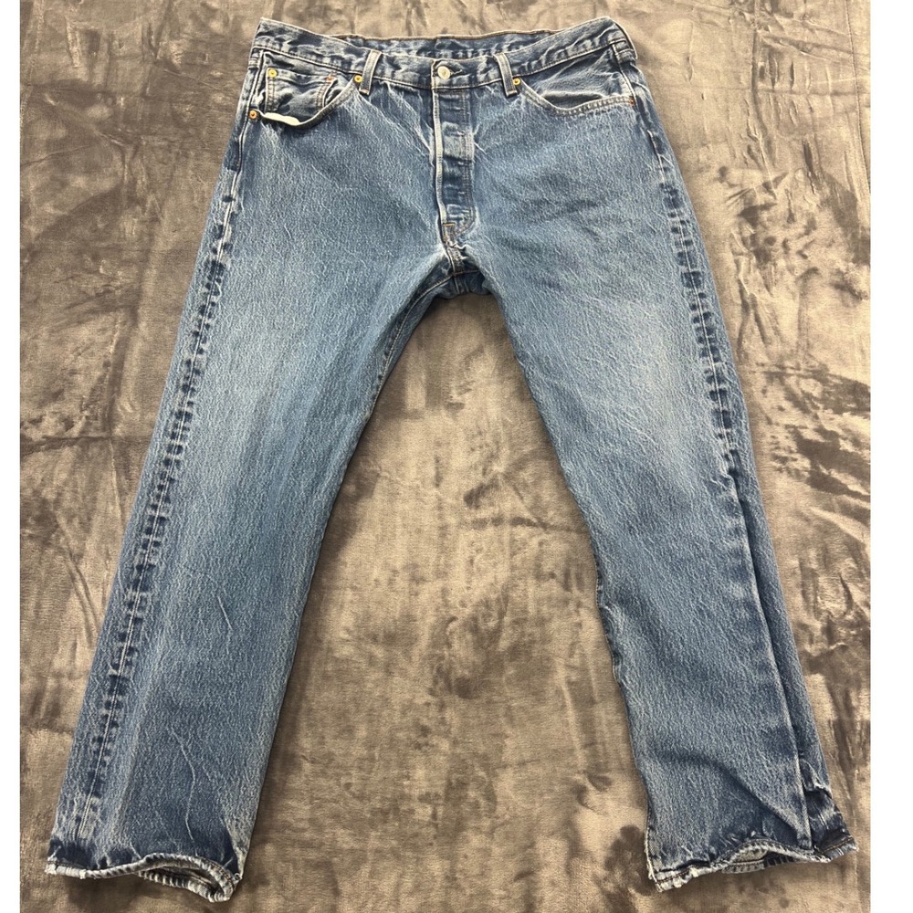 Levi's 501 Original Fit Jeans Mens W40 L32 Blue Medium Wash Distressed Vintage